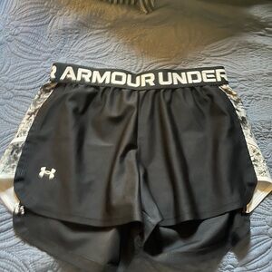 Under Armour Women's Black Athletic Shorts